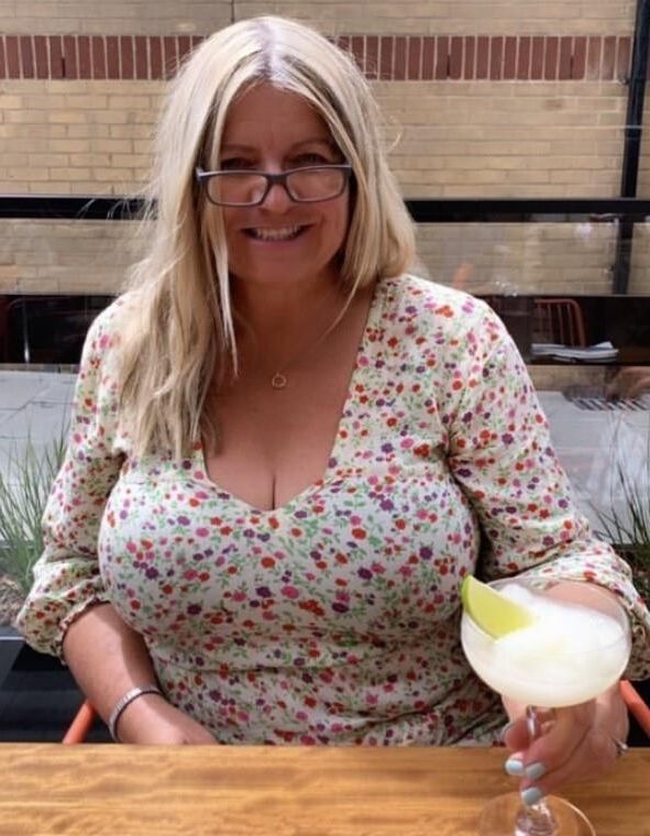 Sie braucht eine Königin der Spaten