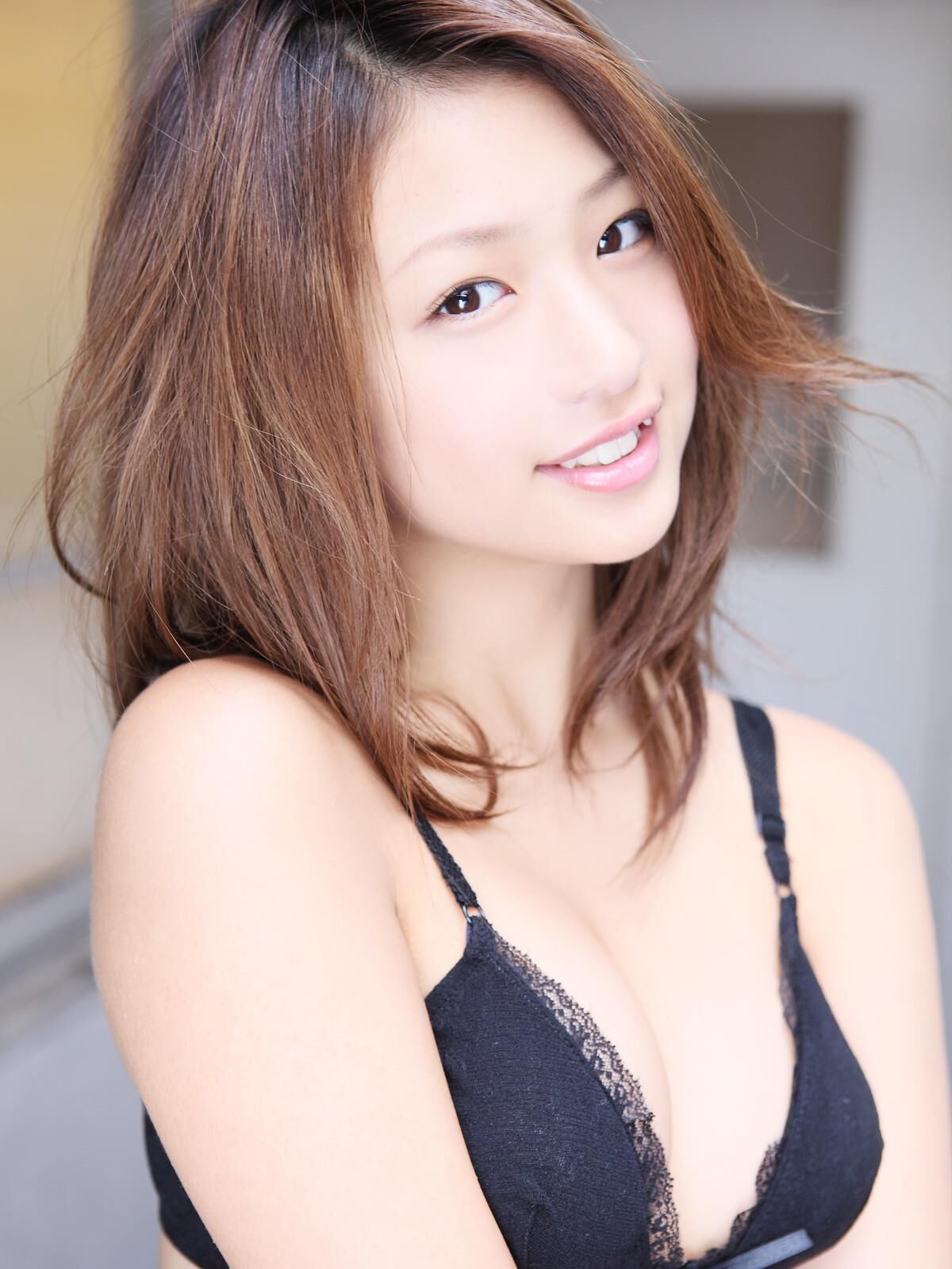 Japanese Beauties Ayaka H Shining