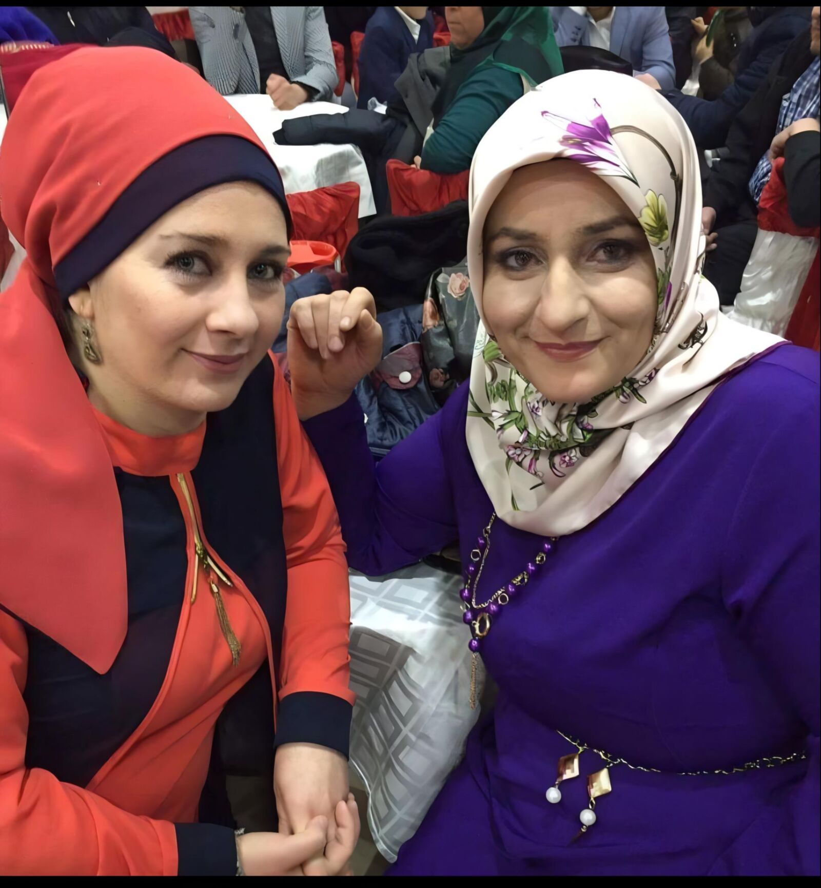 VINTAGE TURKISH HIJAB SEXSI PHOTO 
