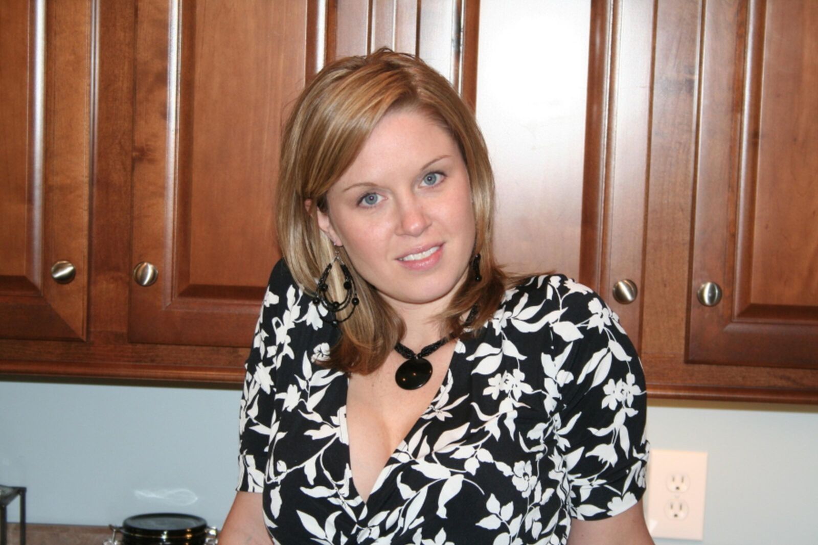 SLUTTY MILF 