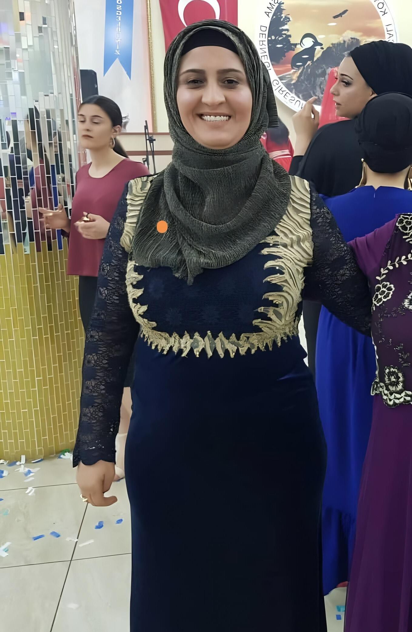 VINTAGE TURKISH HIJAB SEXSI PHOTO 