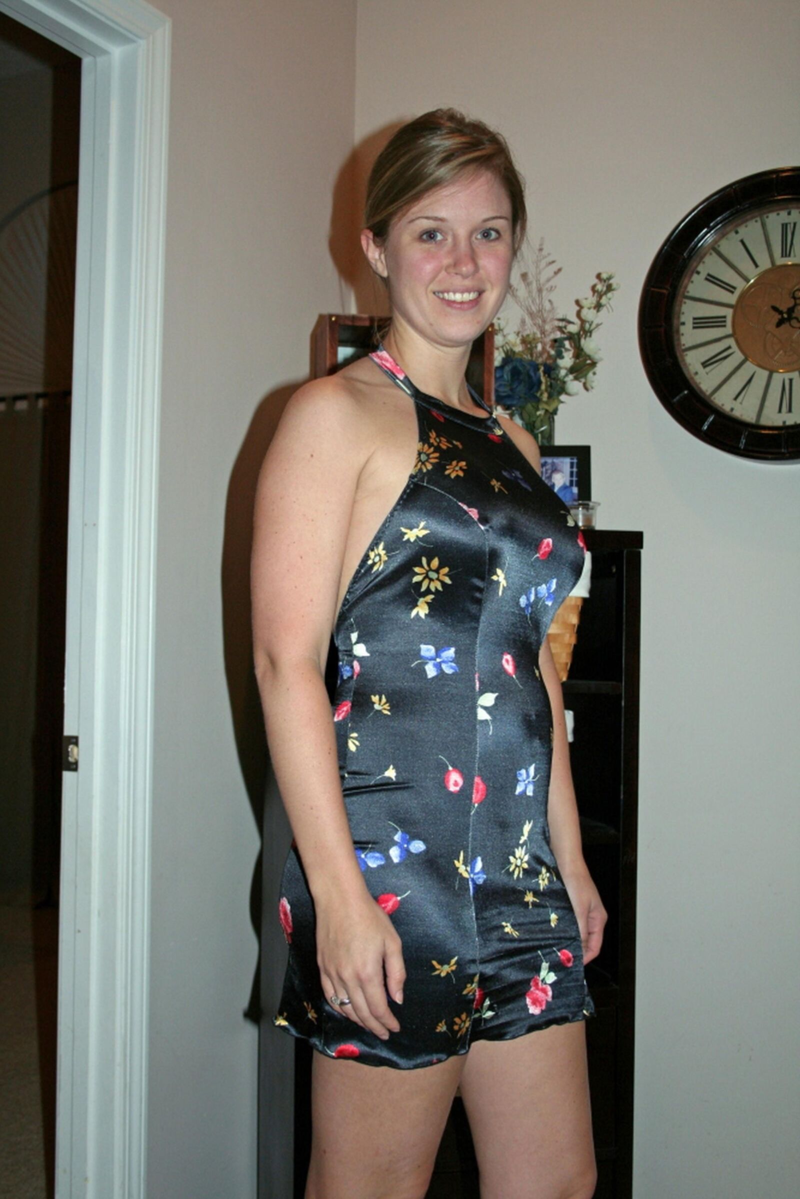 SLUTTY MILF 
