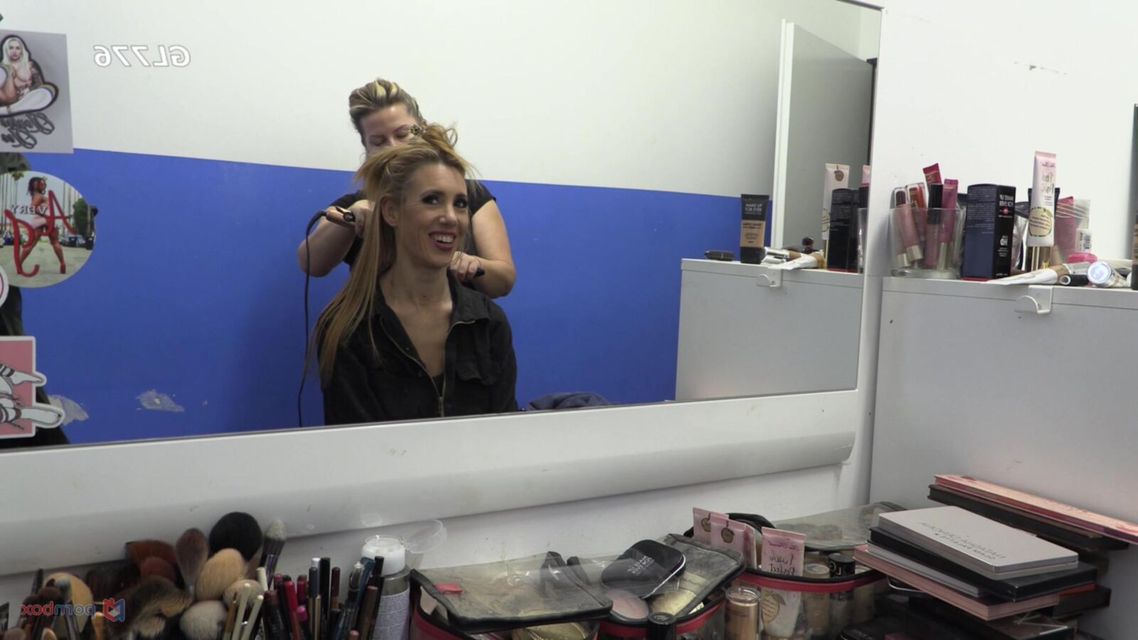 Niederländische Milf Joy Latoya GL BTS XF Caps