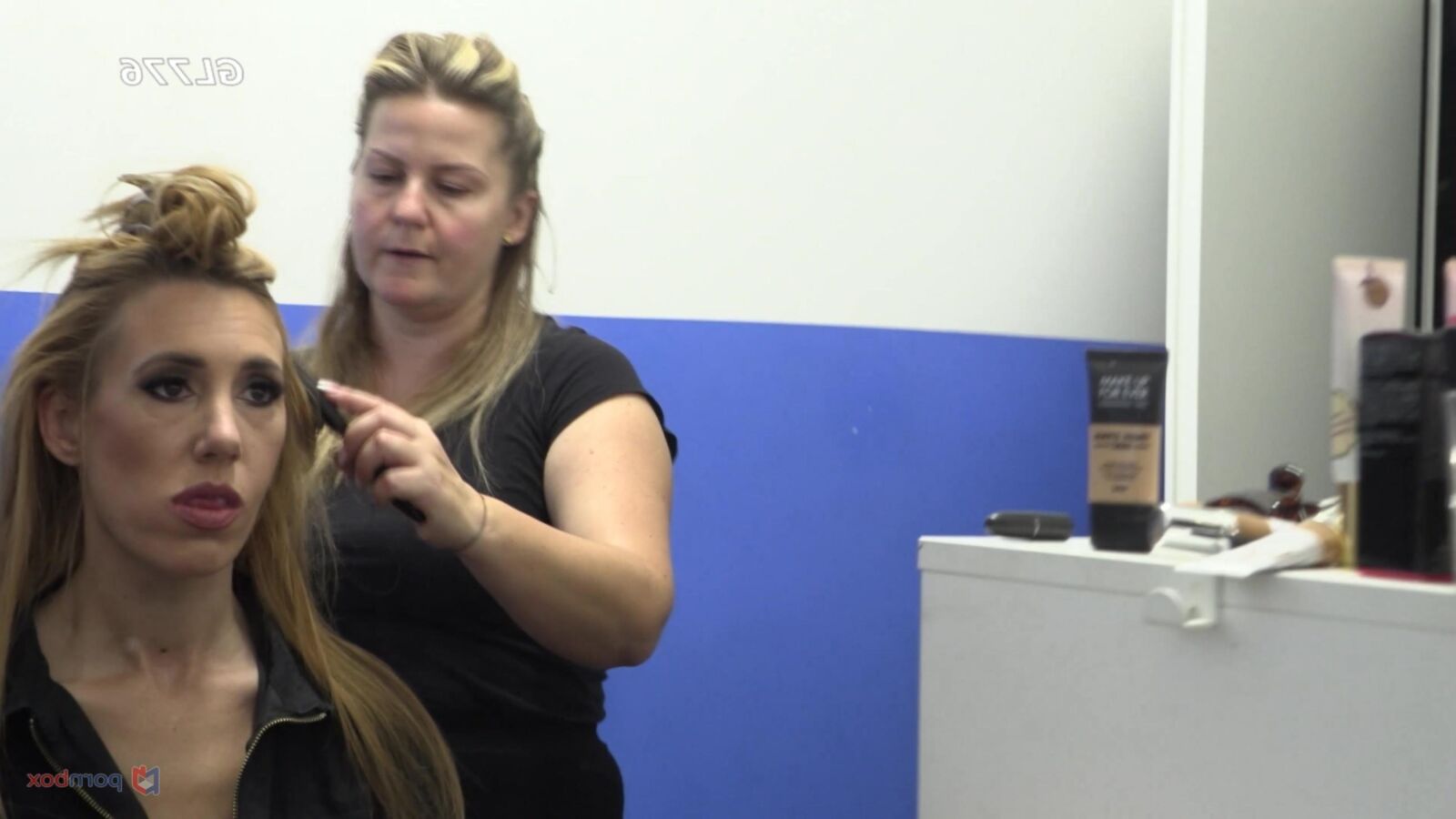 Niederländische Milf Joy Latoya GL BTS XF Caps