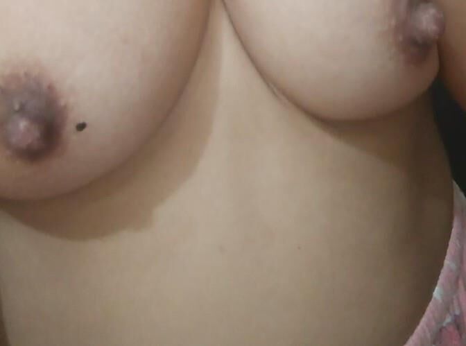 Medium Asian Tits XXXIII