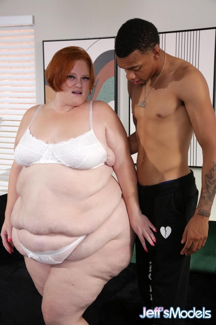 Julie Ginger SSBBW derramar bordas de bordas [Modelos de Jeff]