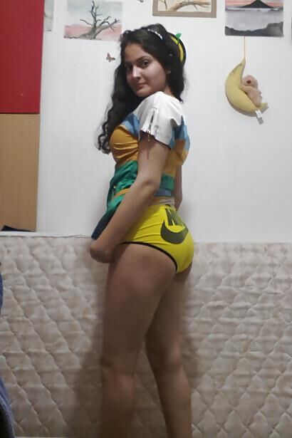 persian wife strips