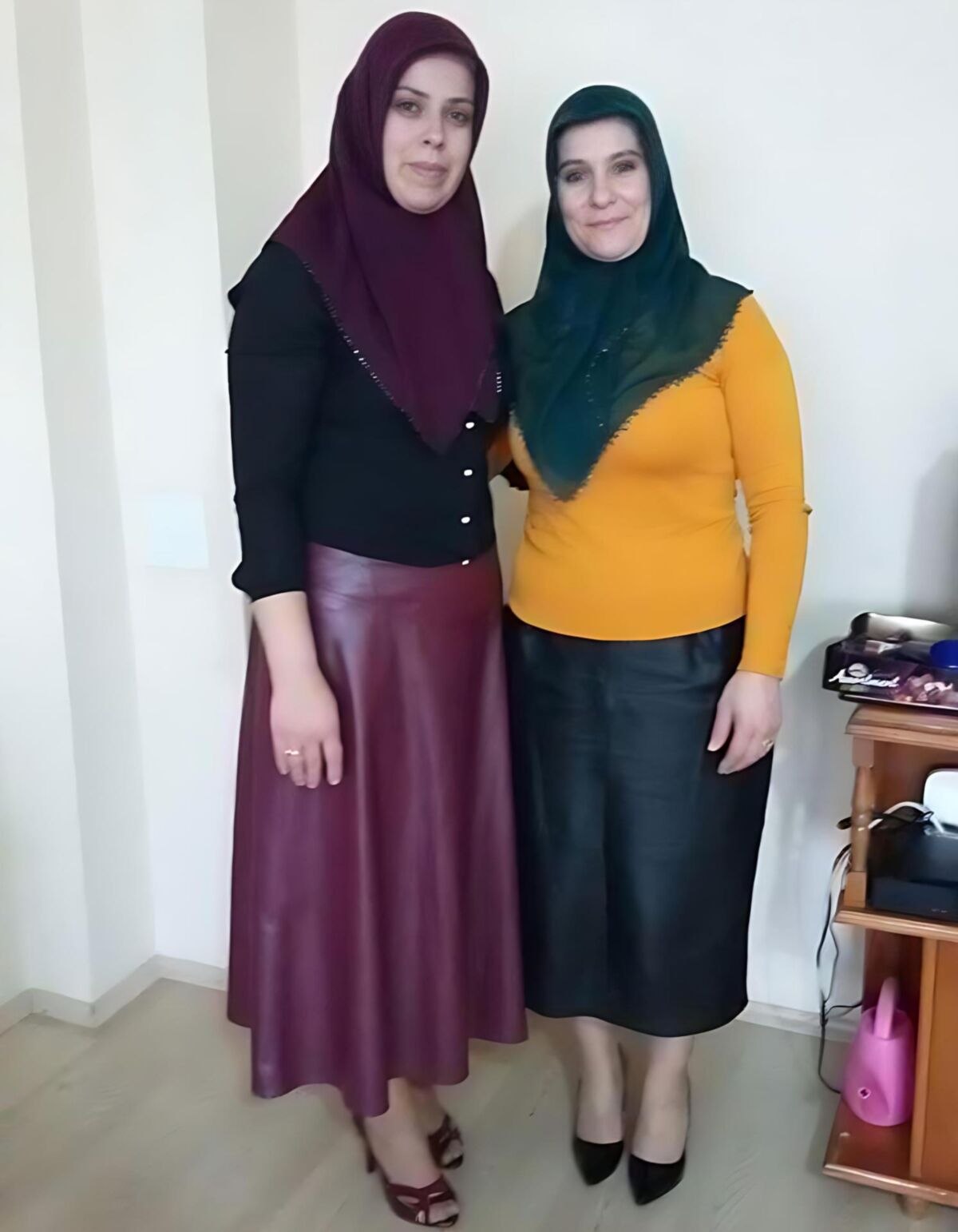 VINTAGE TURKISH HIJAB SEXSI PHOTO 