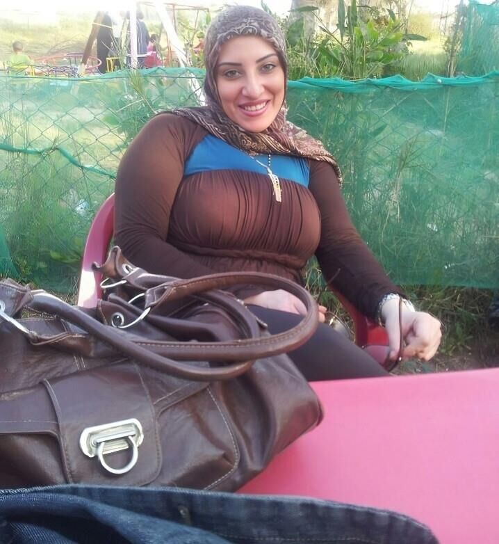VINTAGE TURKISH HIJAB SEXSI PHOTO 