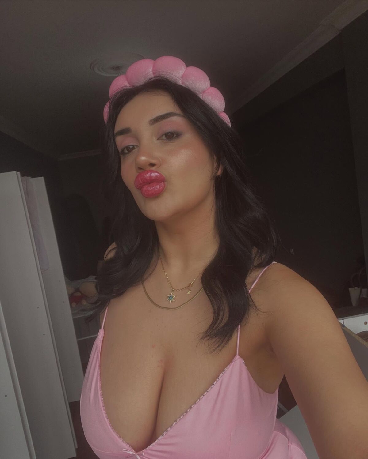 Hot Girls 