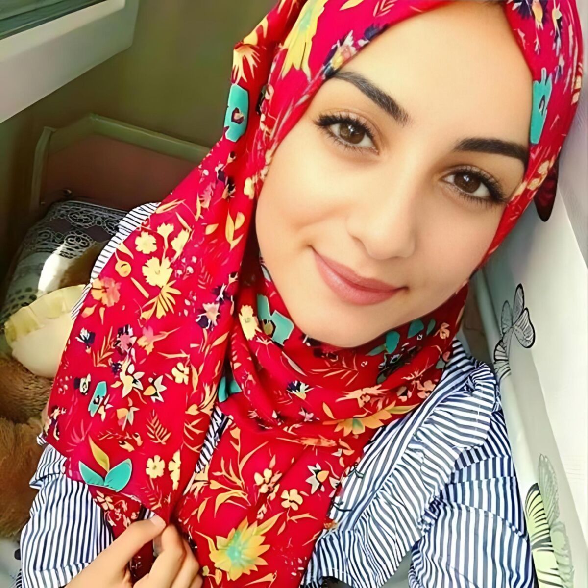 VINTAGE TURKISH HIJAB SEXSI PHOTO 