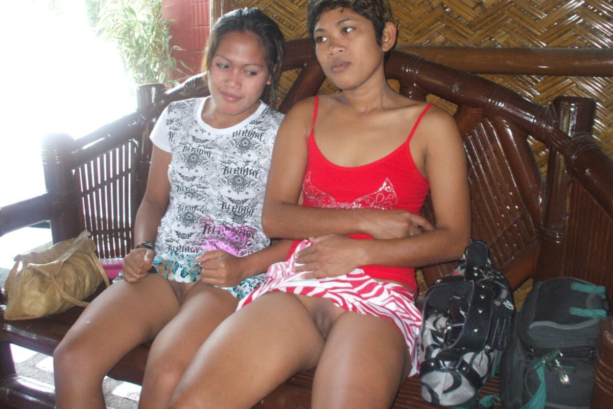 Asiáticos sin fondo o upskirt