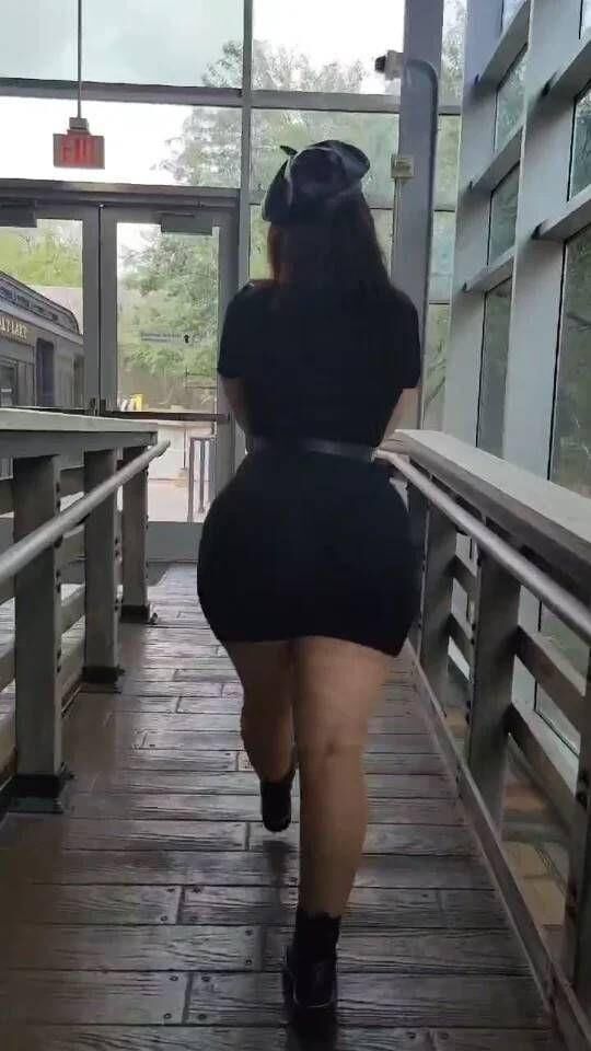 Luscious Full Bodied Latina Pawg Influencer