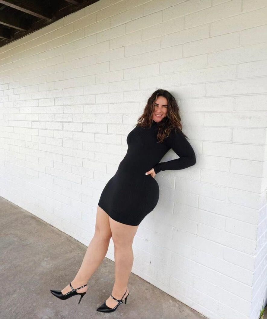 Luscious Full Bodied Latina Pawg Influencer