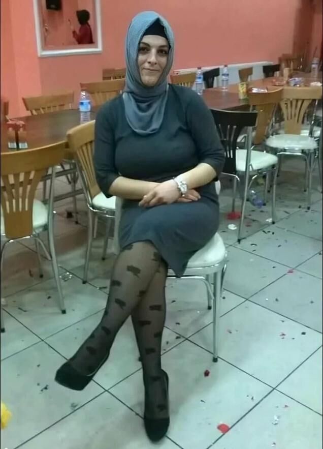 VINTAGE TURKISH HIJAB SEXSI PHOTO 