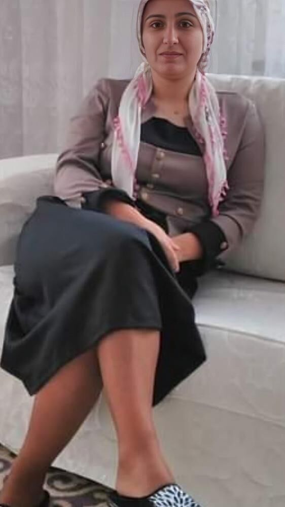 VINTAGE TURKISH HIJAB SEXSI PHOTO 
