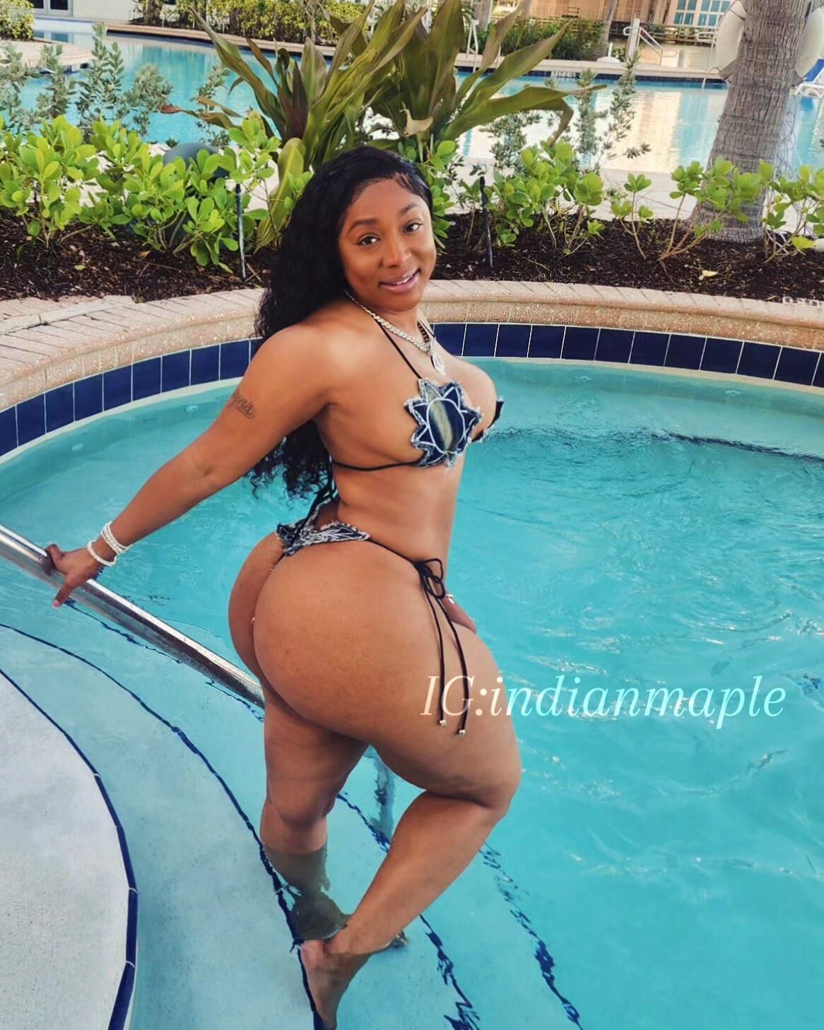IndianMaple (Roxy Reynolds Jr)