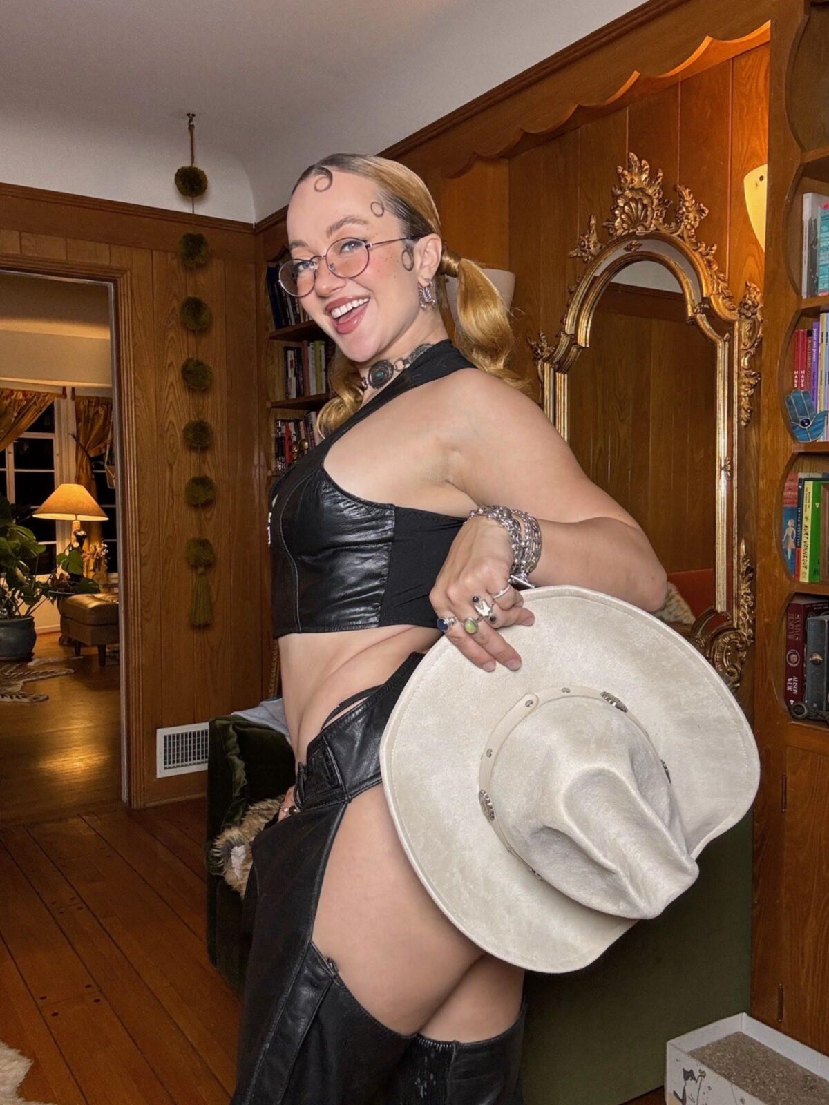 Emma Big Culo Big Big Beauty pelirroja fotos calientes mixtas