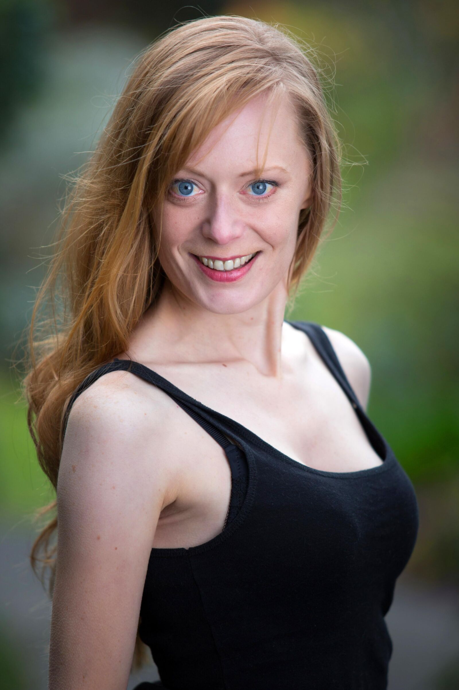 Sexy redhead: NN target reloaded 