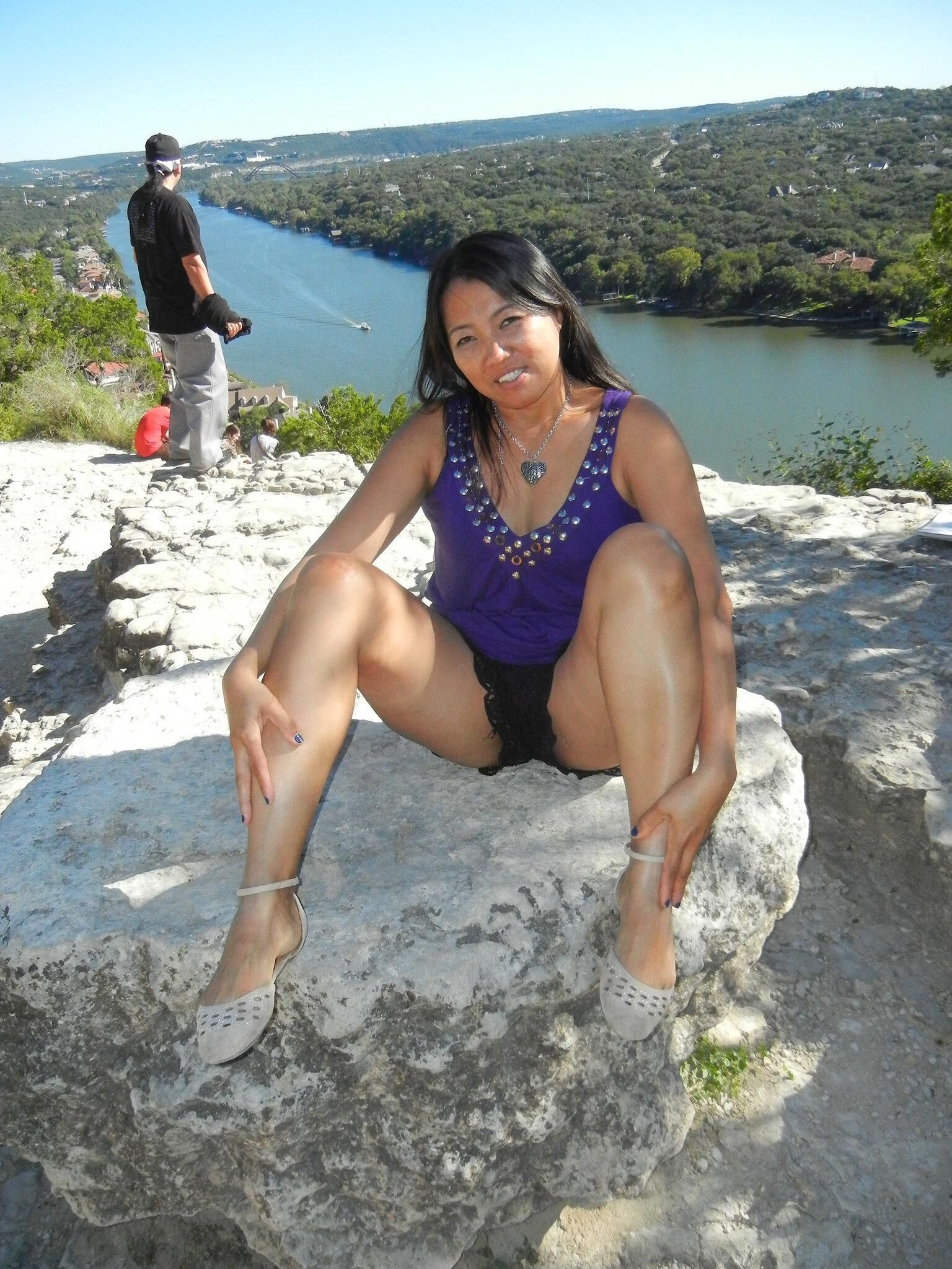 Luann Nguyen Swinger asiatique à maturité chaude