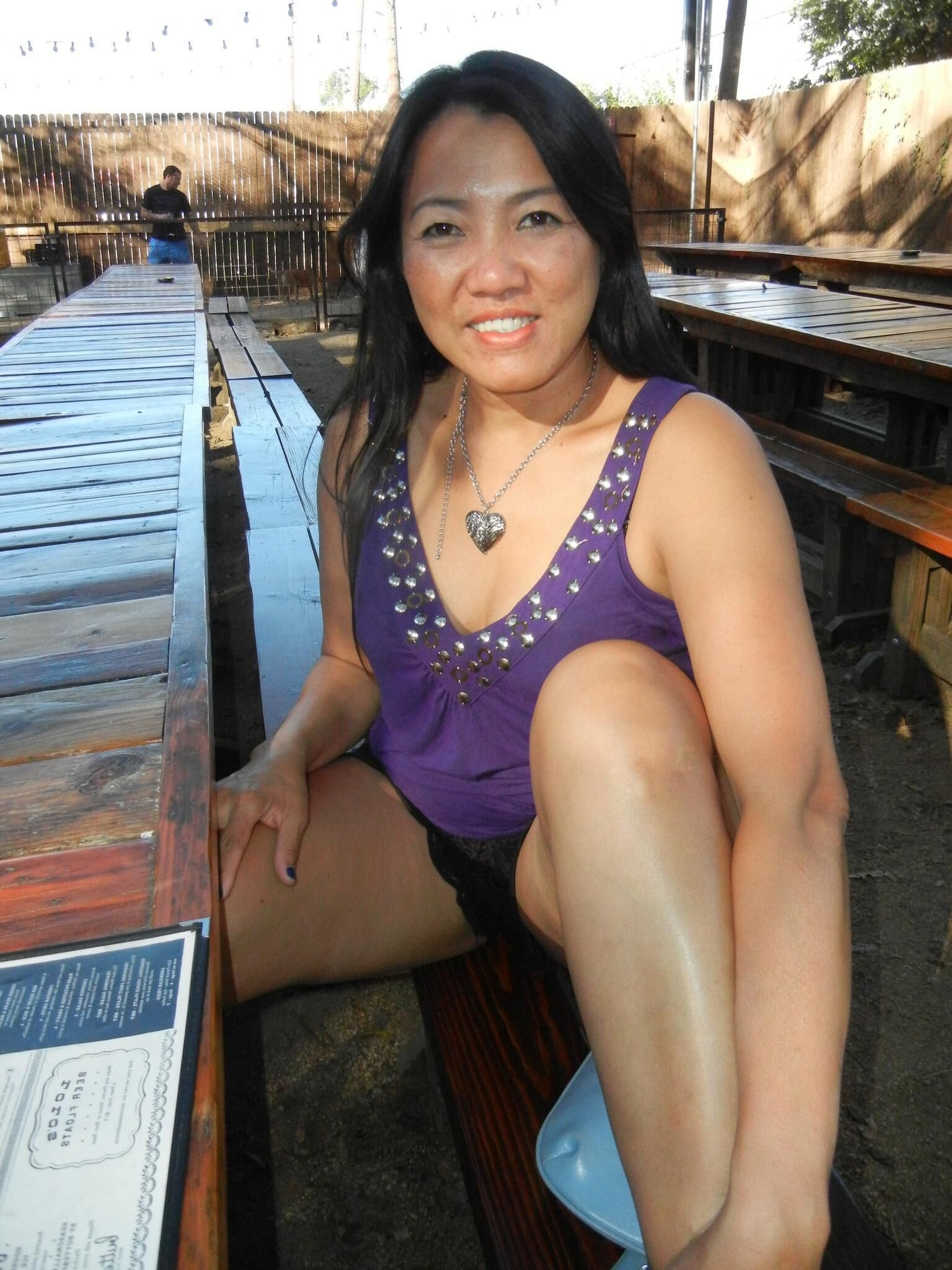 Luann Nguyen Swinger asiatique à maturité chaude