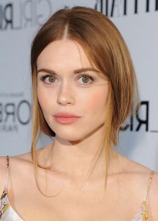 Holland Roden is hot 