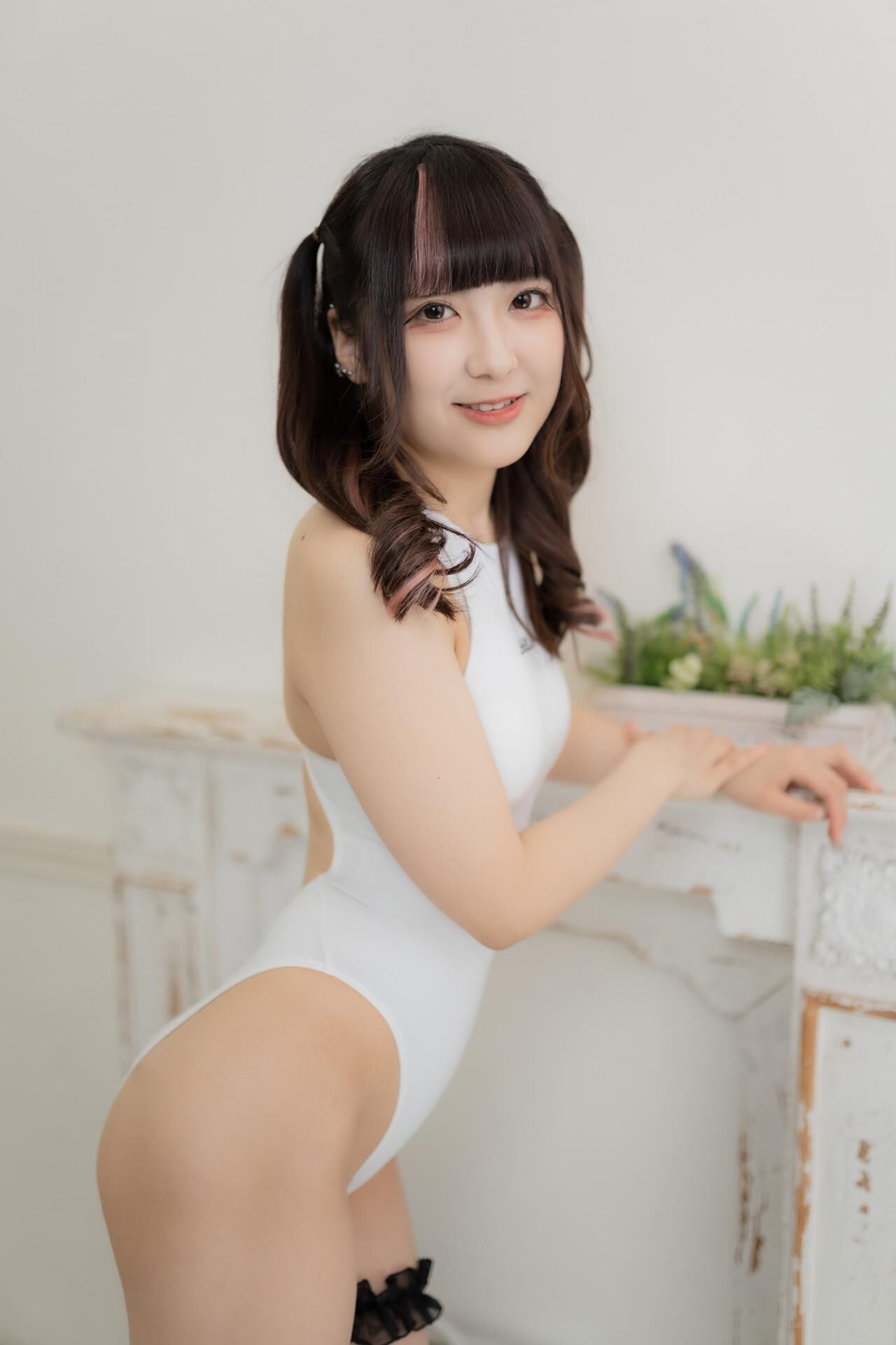 Filles japonaises en maillot de bain une pièce