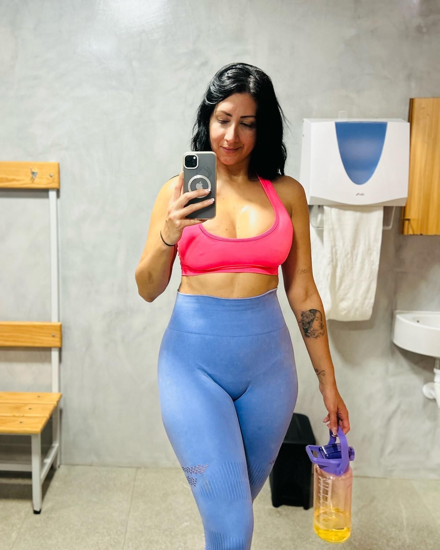 Voluptuous Latin Hot Rich Ass And Big Tits