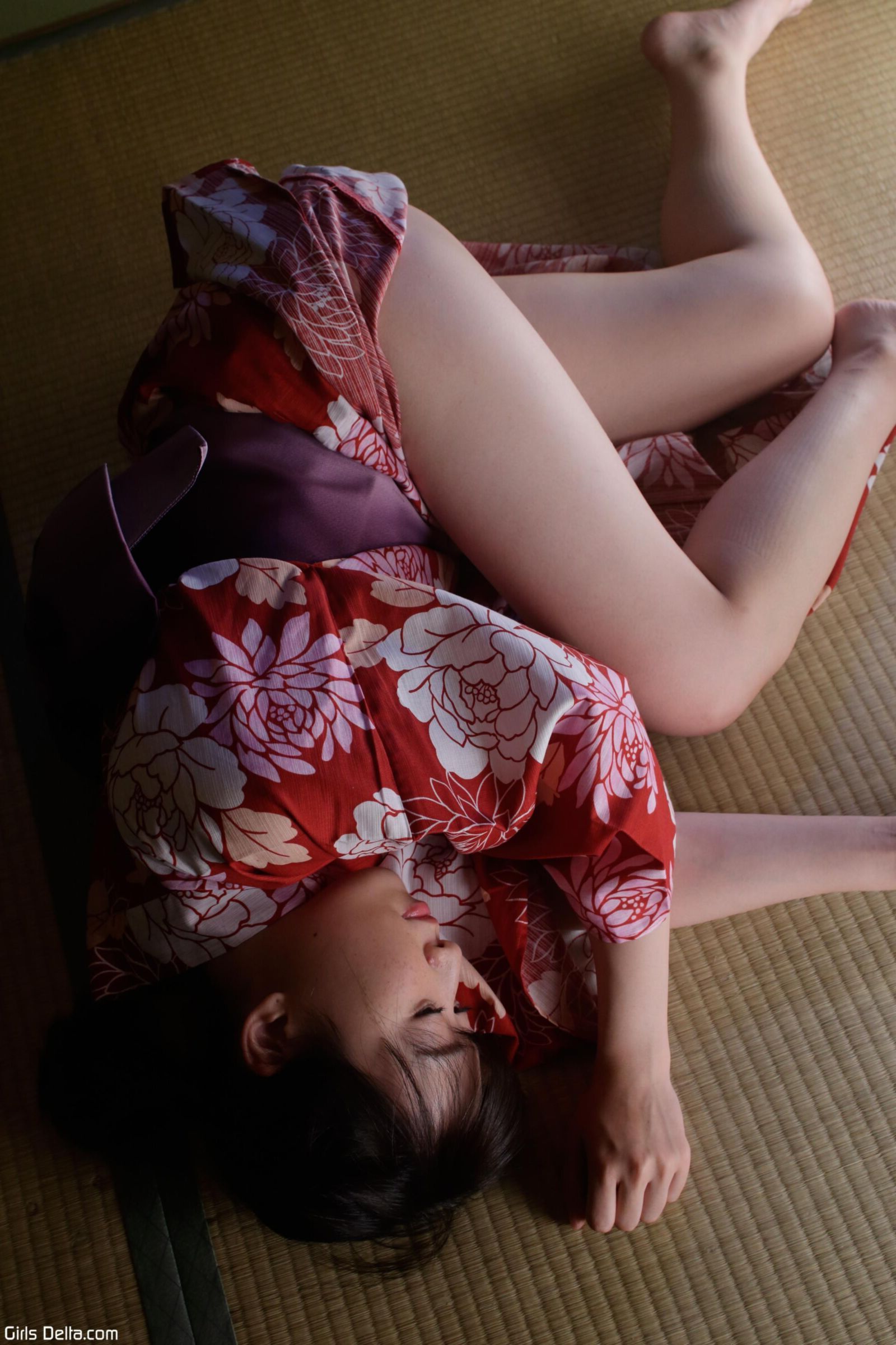 Asiatische Schönheiten Rinka t erstmals nackt
