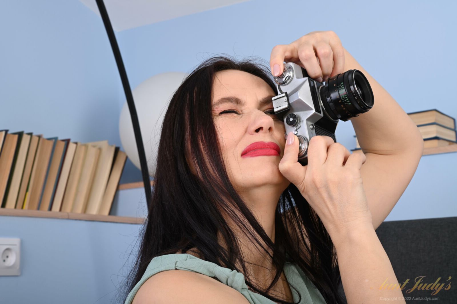 Lira Red Lovely Mature Hoiley Russian Milf bandes nues