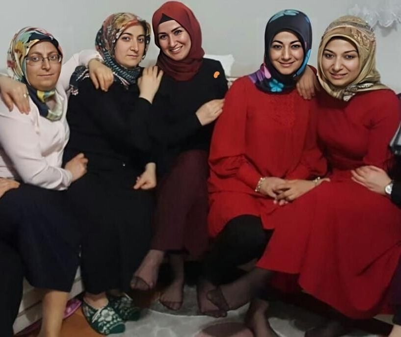 Vintage Turkish Hijab Sexsi Photo