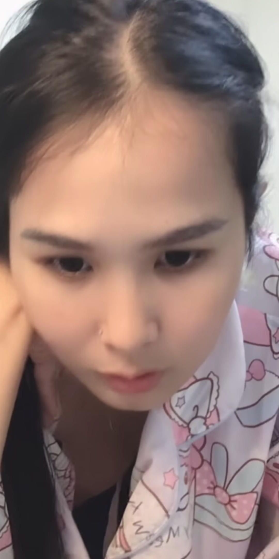 Asian Downblouse Nippel