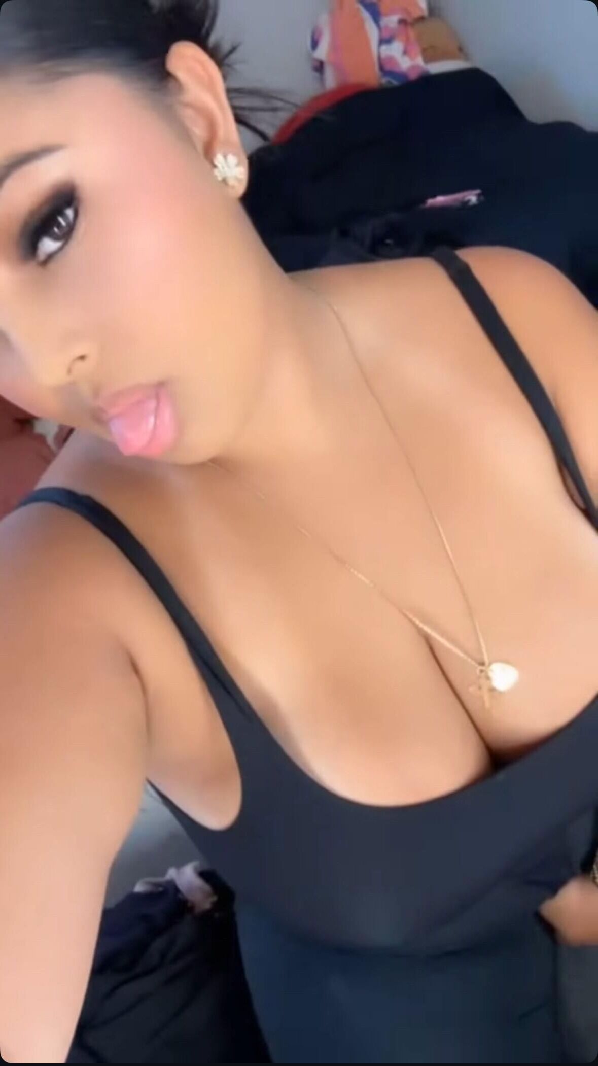 Tahlia a