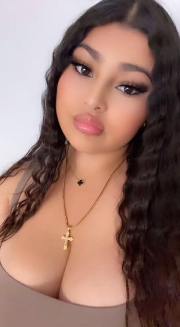 Tahlia a