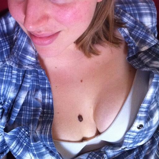 Gros seins tinder bbc maman salope exposée