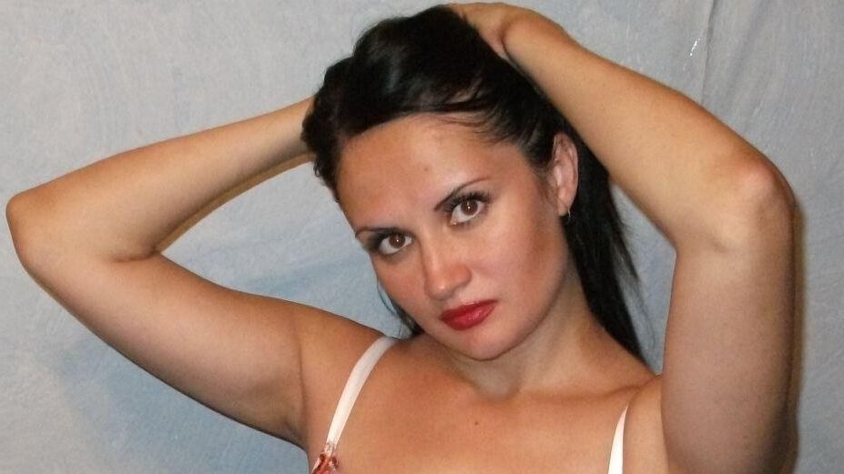 Brunette Russian Beauty Victoria de Yaroslavl