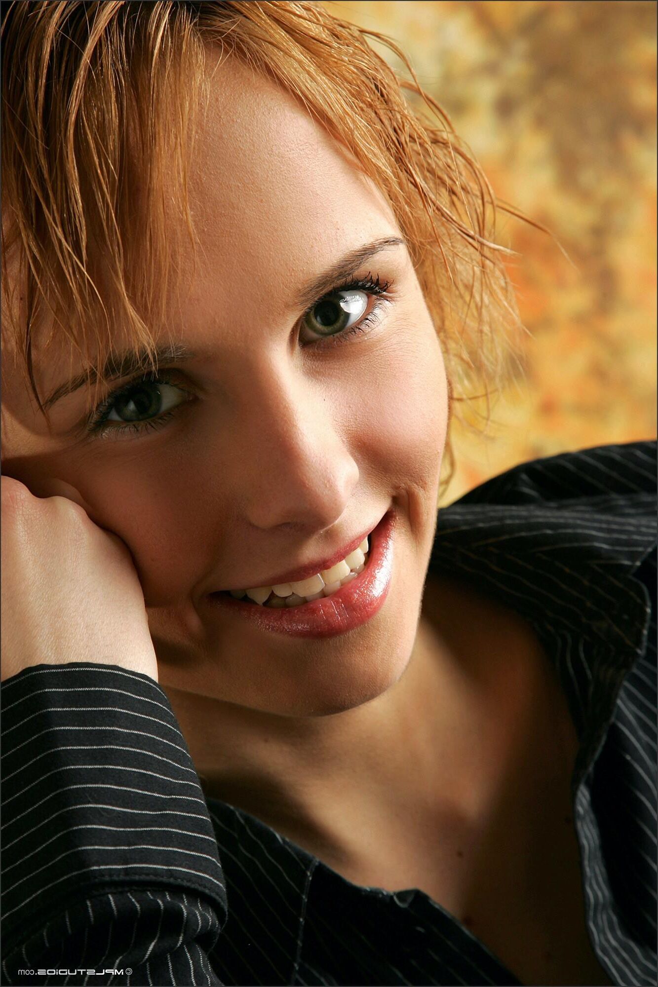 Mpstudios teona grands seins pour adolescents