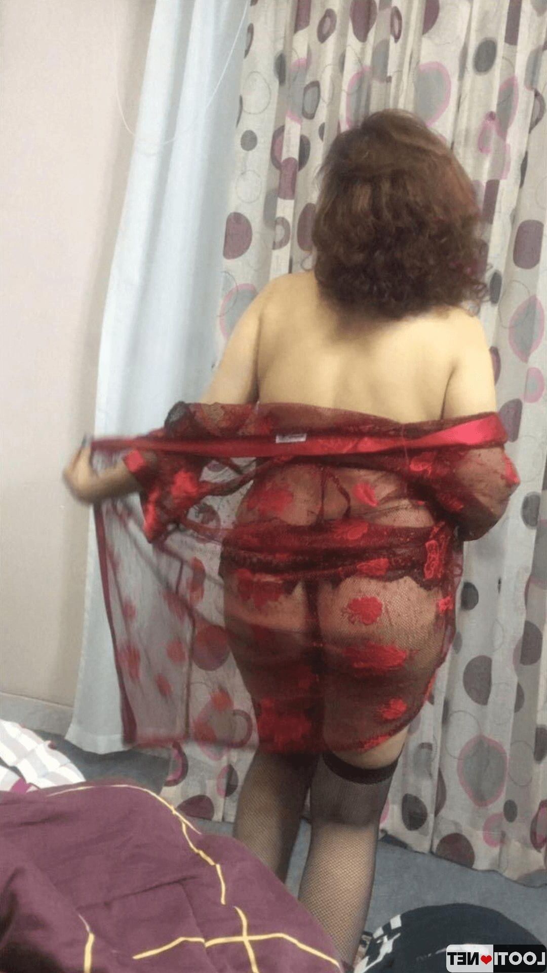 femme excitée iranienne