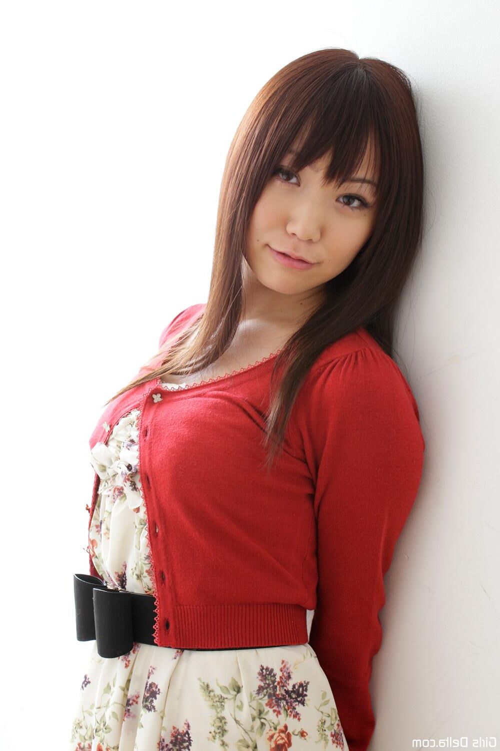 Asiatische Schönheiten Shiho M zum ersten Mal nackt