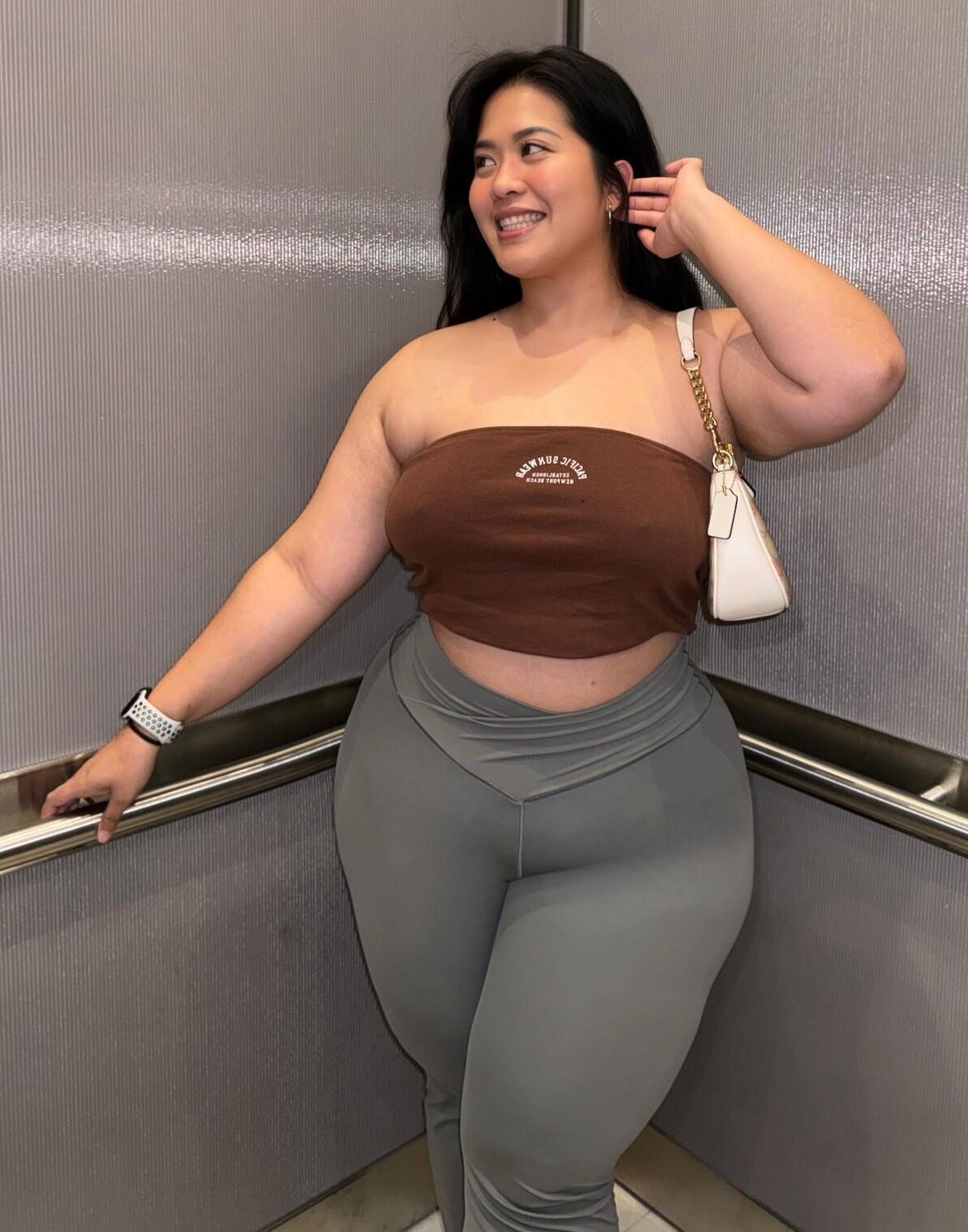 Bun Bo Bae Big Booty Asian