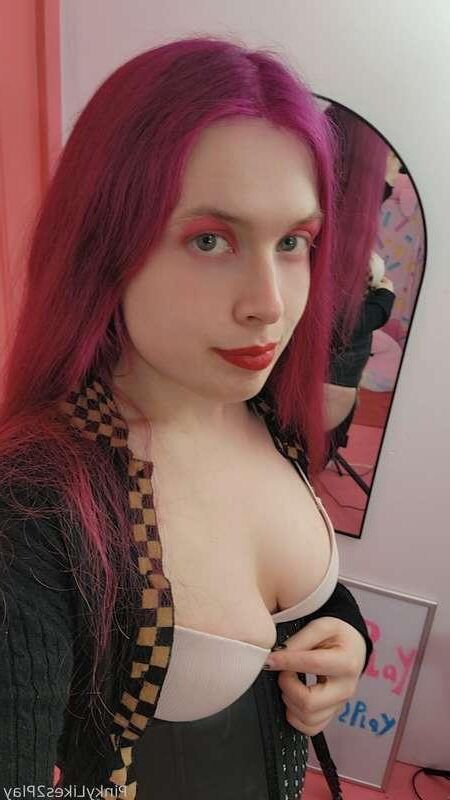 Pinky Redhead Br Br Bruta Pequenos Peitos BBW Anal Trans Misto Hot Photo