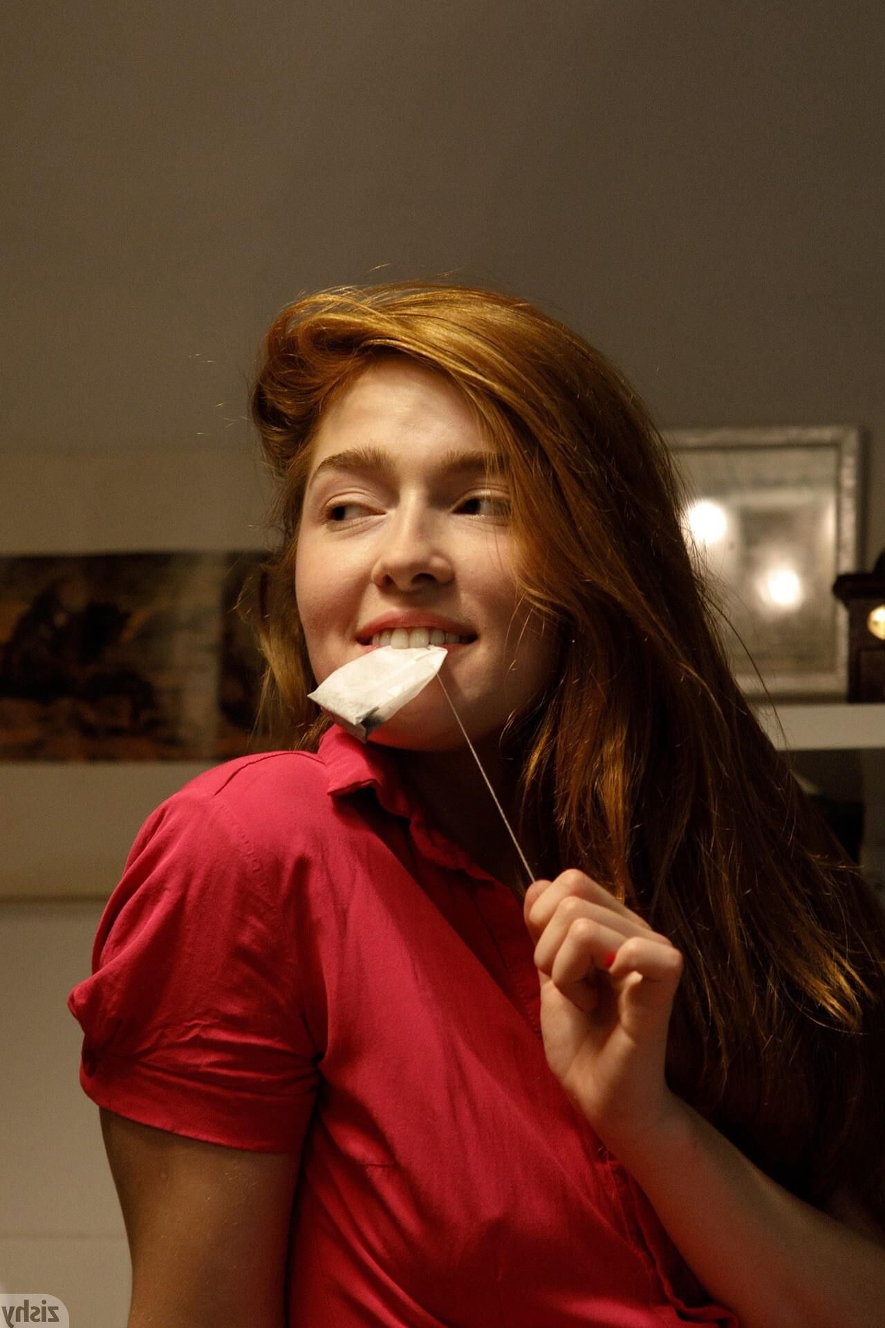 Zishy JIA LISSA Russians love tea