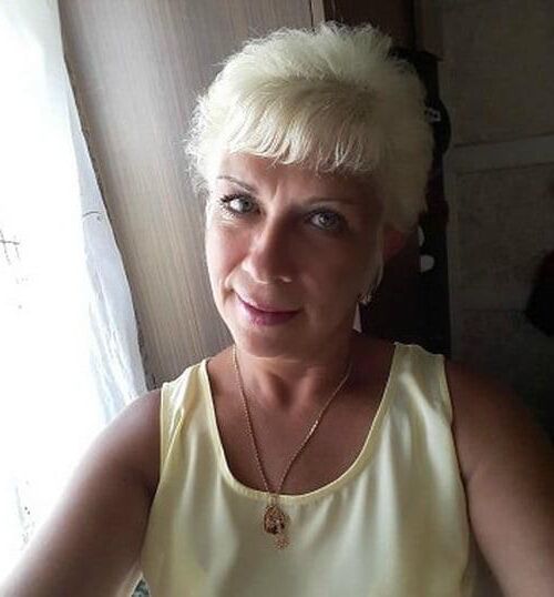 Loira russa madura Irina da cidade Kirovskye