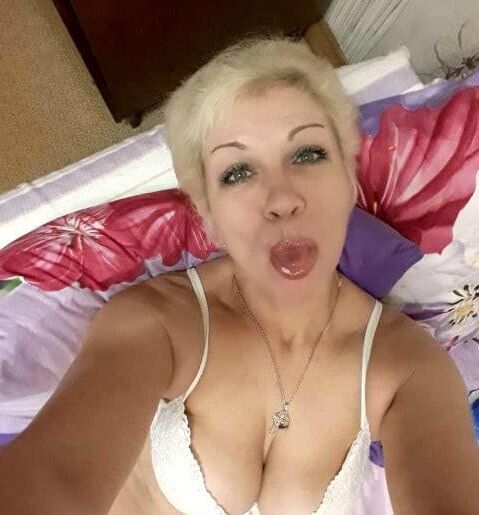 Loira russa madura Irina da cidade Kirovskye