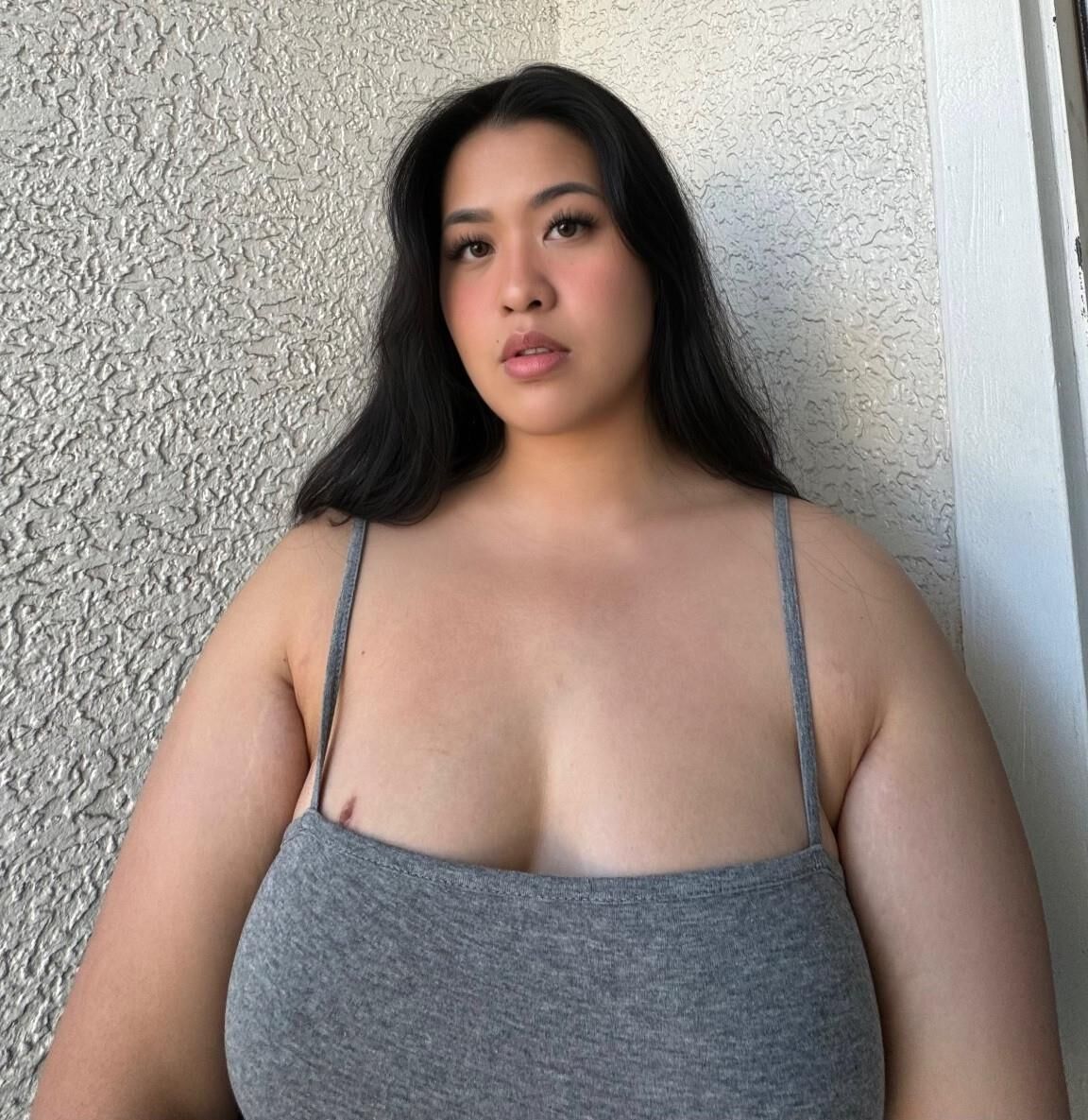 Bun Bo Bae Big Booty Asian
