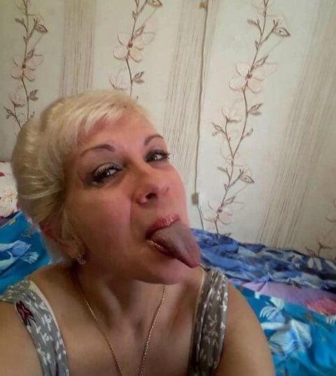 Loira russa madura Irina da cidade Kirovskye