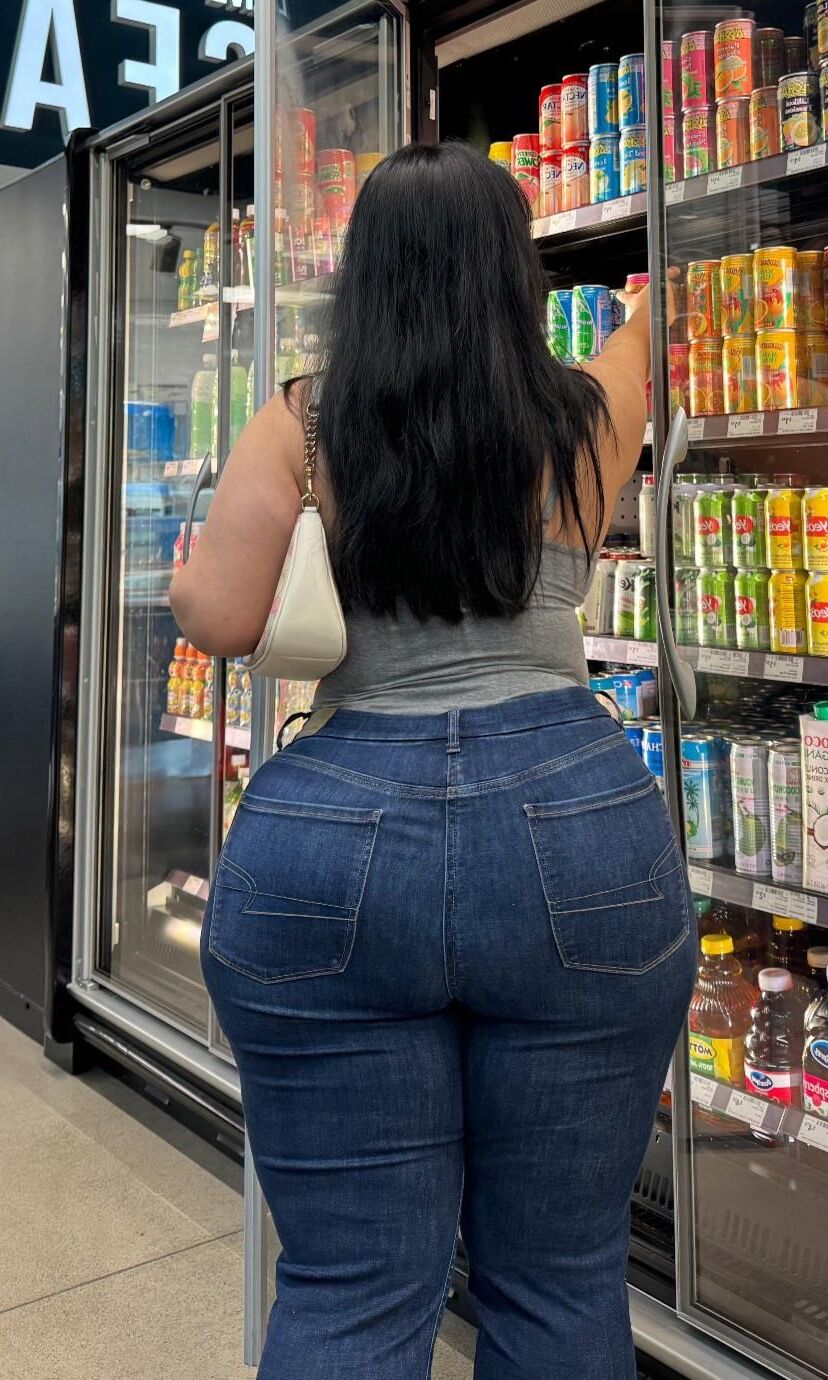 Bun Bo Bae Big Booty Asian
