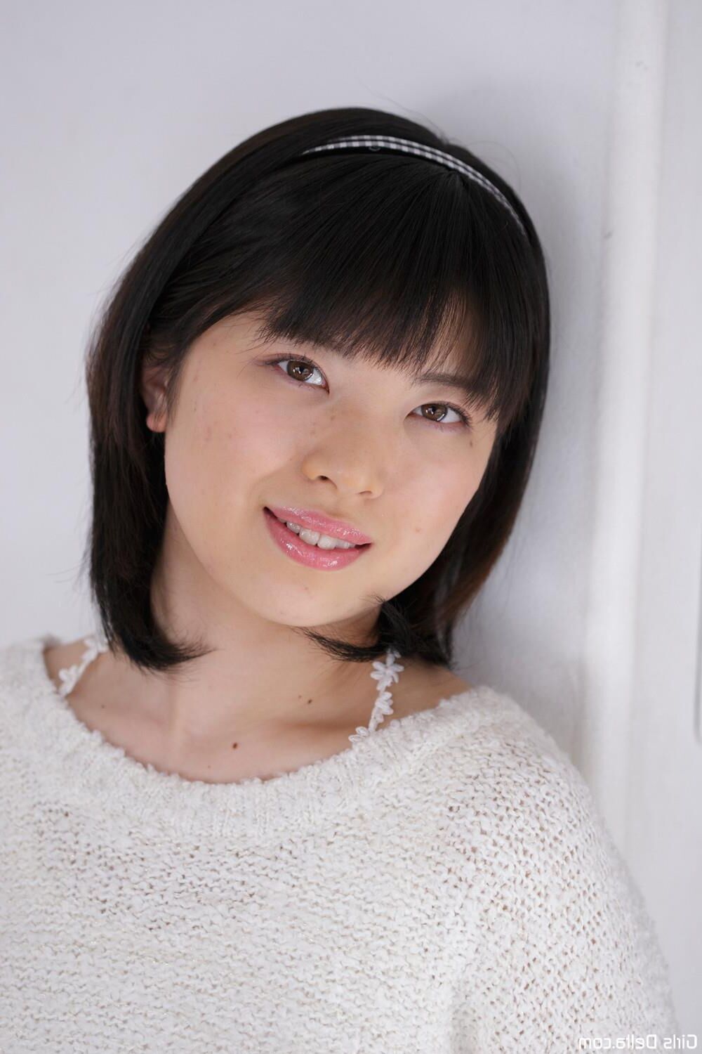 アジアの美しさは、初めてのヌードです