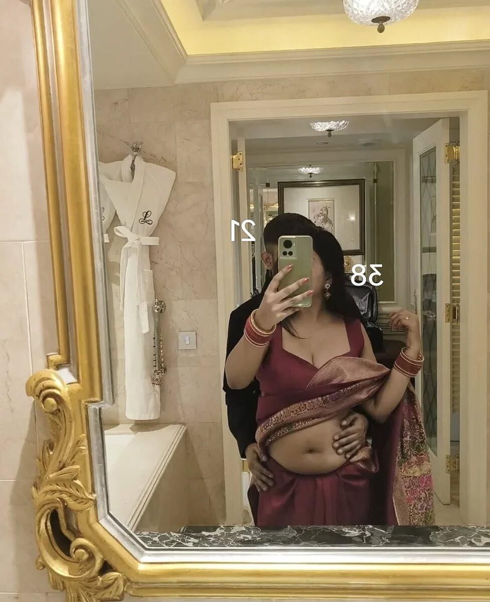 Hardcore e Softcore (tias indianas e MILF)