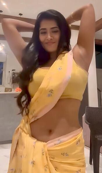 Hardcore e Softcore (tias indianas e MILF)